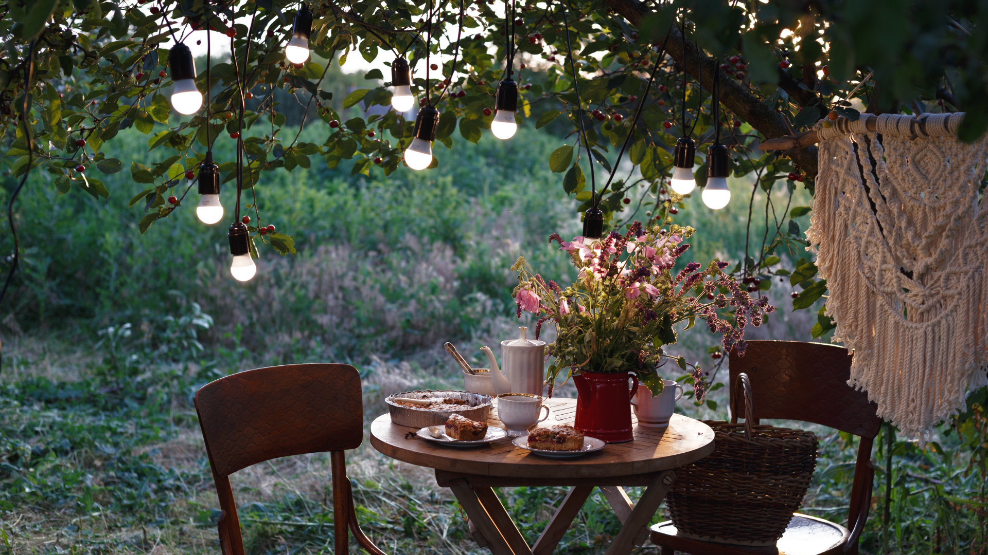 Ghirlandele luminoase: vedetele sezonului cald