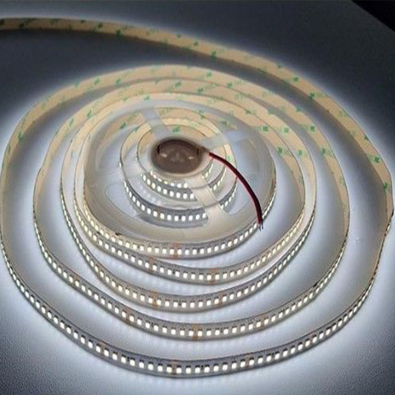 Bandă LED high lumen de 5m 24V 16.8W SMD2835 192LED/m IP20 6000K CRI85