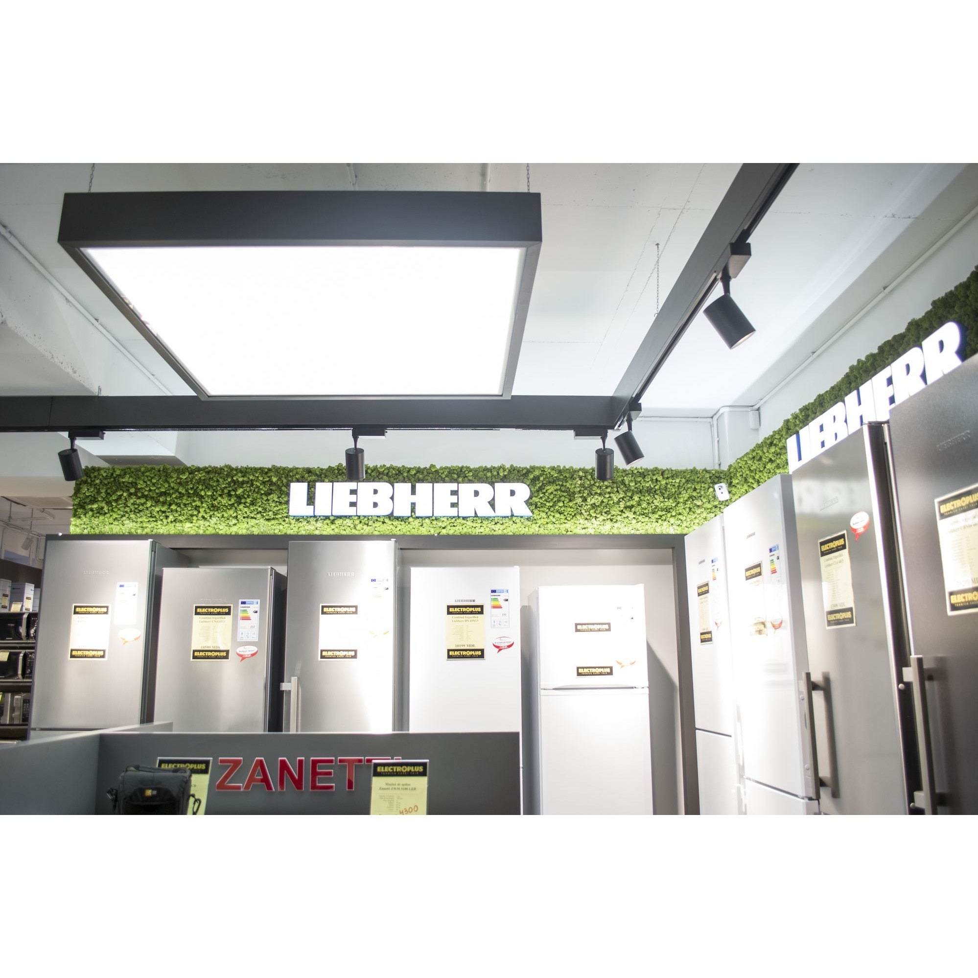 Proiector LED H71 BK, 20W, 4000K Lumina Neutra, 2280lm, Directionabil Pe Sina Monofazata, Negru