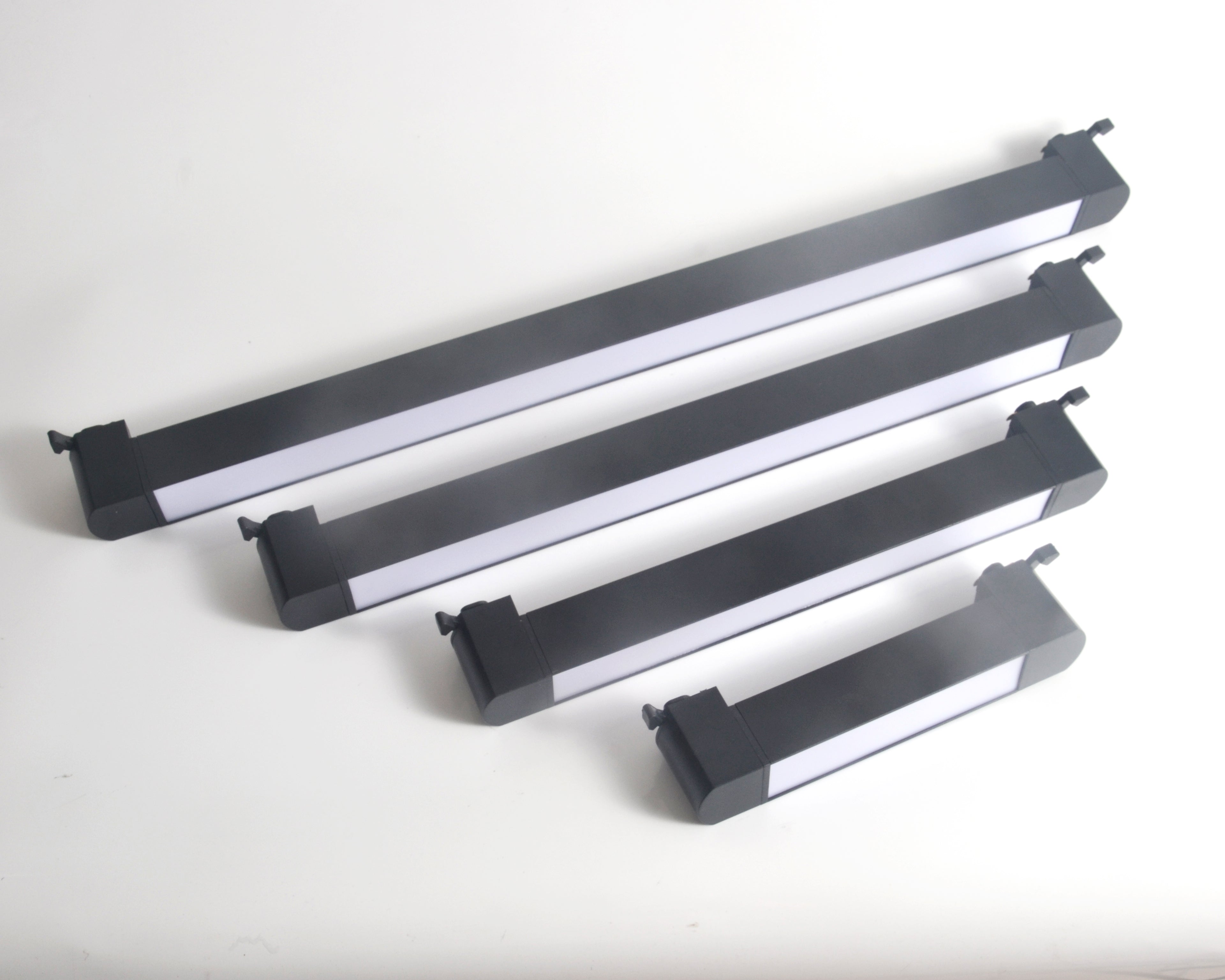 Proiector LED , Tip Banda, 20W, 4000K Lumina Neutra, Directionabil Pe Sina Monofazata, Negru